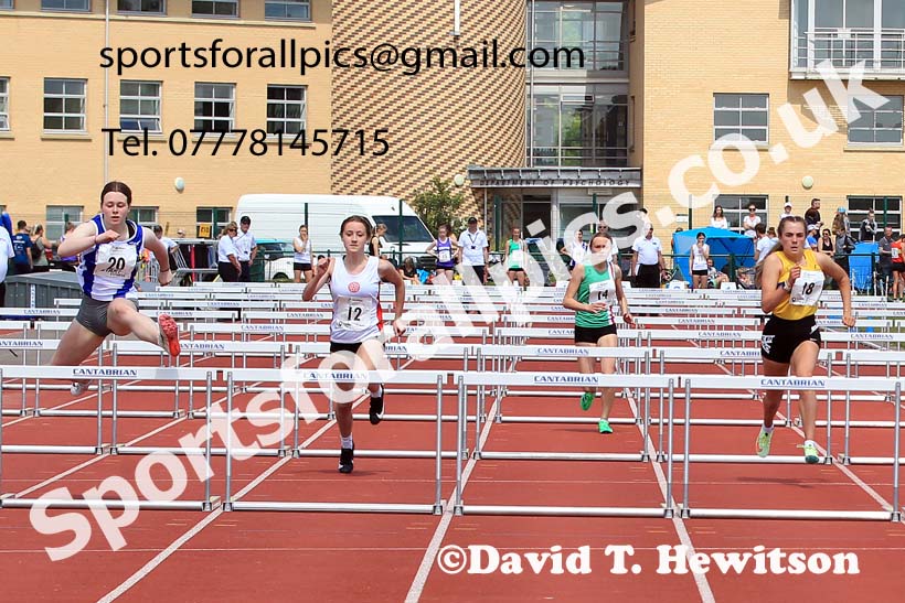 Womens Under-17s and Girls Under-15s Hurdles, 2022 Northern Inter Counties U17s and U15s Track and Field, York, Thursday, June 2nd. Photo: David T. Hewitson/Sports for All Pics